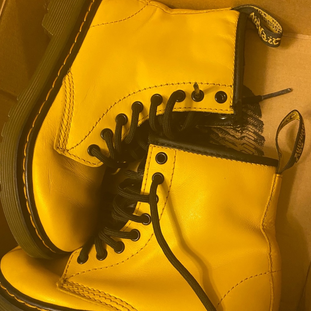 Child Dr Martens 1460 J Yellow